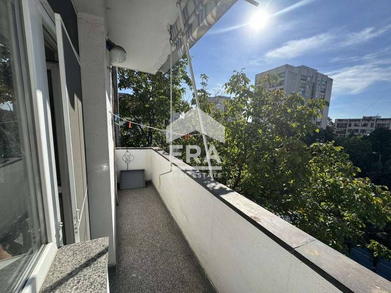 Продава се Тристаен апартамент в Хасково, Дружба 1 - 77 кв.м за 1096 €/кв.м - Снимка #10