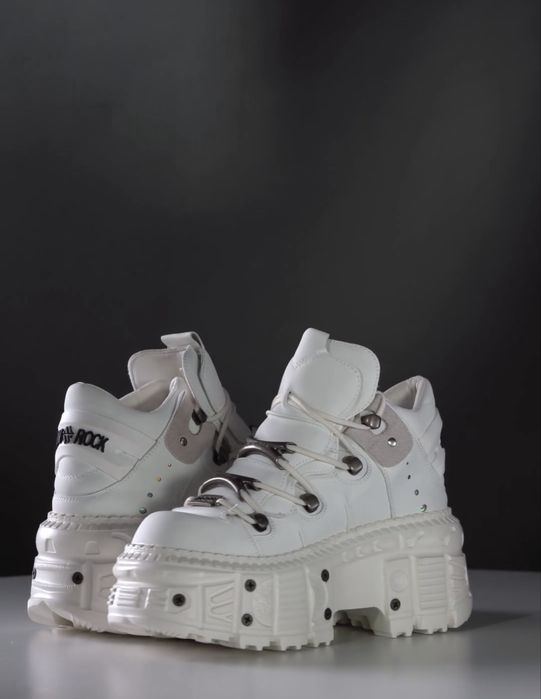 Ботинки в стиле New Rock, новые, 40 размер