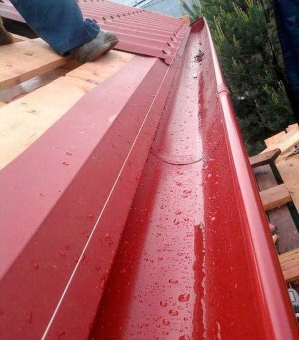 Montaj acoperișuri și reparații de urgență