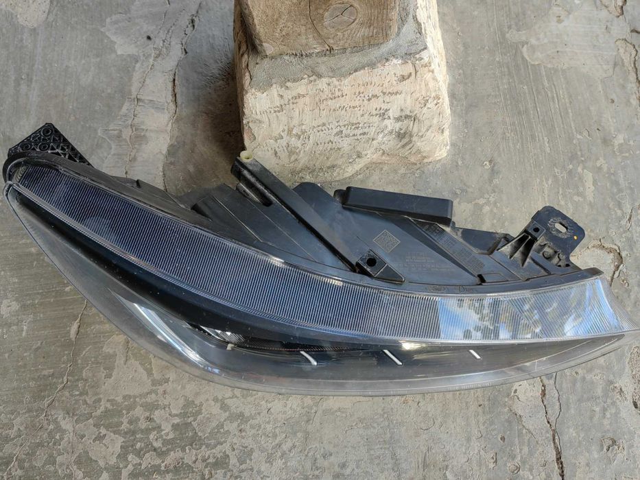 Фар Ford Focus MK4 FULL десен/Фар Форд Фокус 4 LED Оригинален