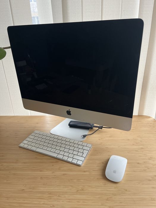 iMac 21.5” 4K Retina 2017 + клавиатура и мишка | Отлично състояние
