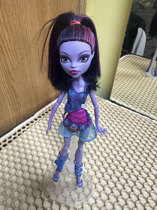 Продам куклу монстр хай !