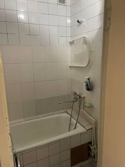 Massiv quyliq-5  1 xonali uy sotiladi. 38m²