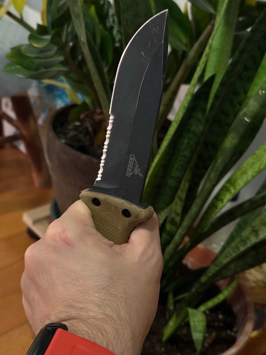 Cutit Gerber LMF II - cutitul trupelor speciale americane