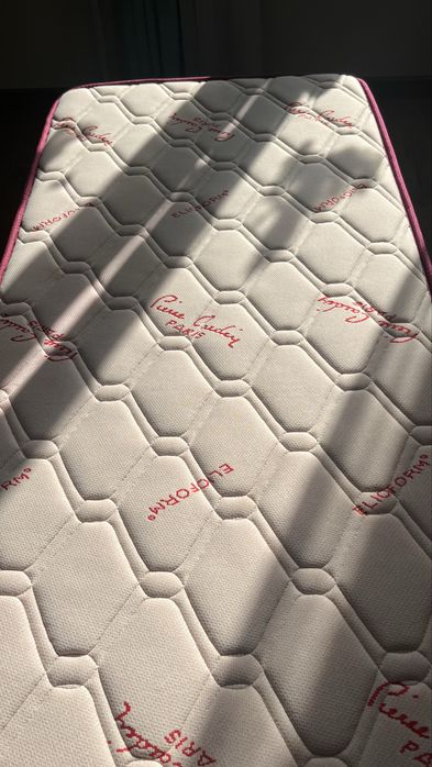 Бебешки матрак Pierre Cardin