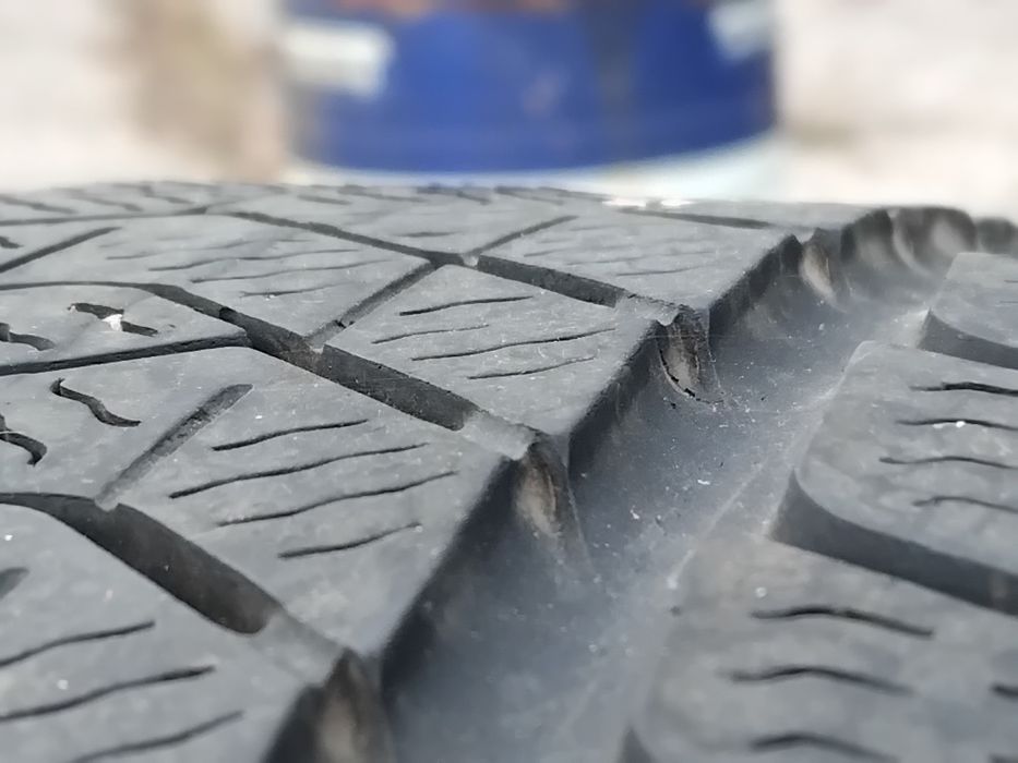 Гуми 225 55 18 Пирели Pirelli 4 броя+.
Нов внос. Не са нови!