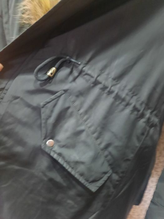 Продам парку куртку 5000
