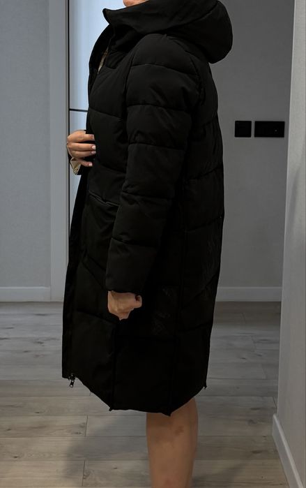 Отдам даром пуховик зимний