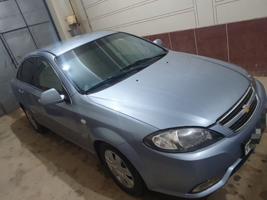 Jentra 2015 avtomat metan