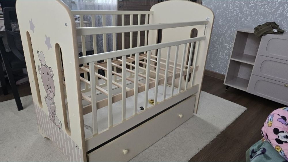 Отдам детскую кроватку