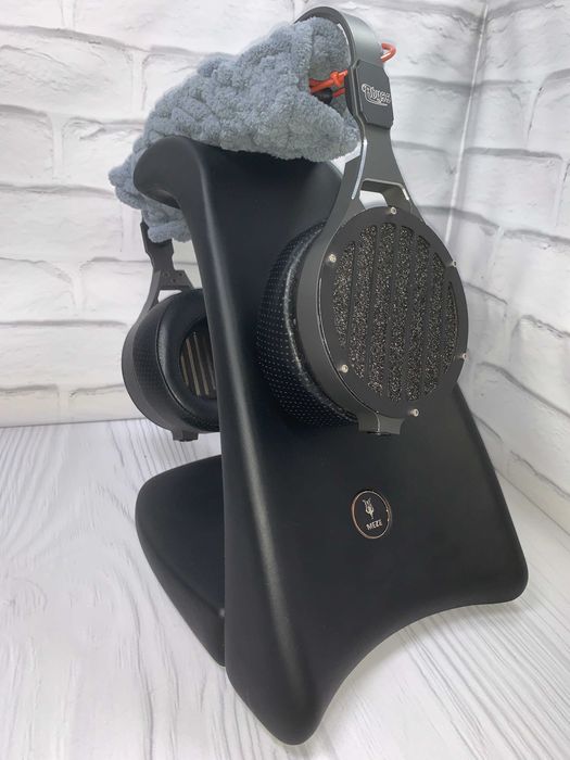 Abyss AB-1266 Phi TC – Флагмански планарни слушалки (1266)