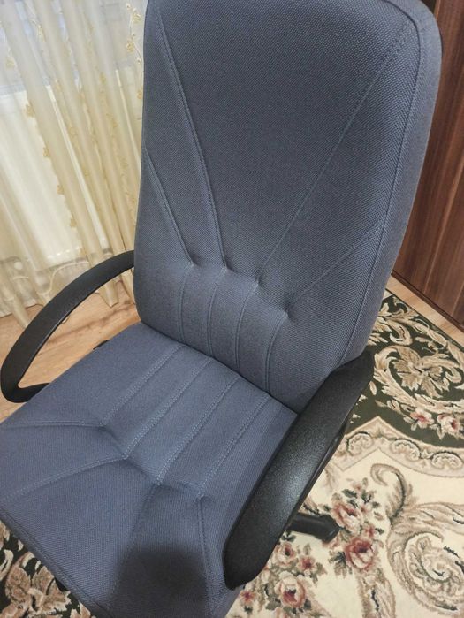 Scaun directorial de birou TRAFFIC CHAIRS COLORADO  DUAL,