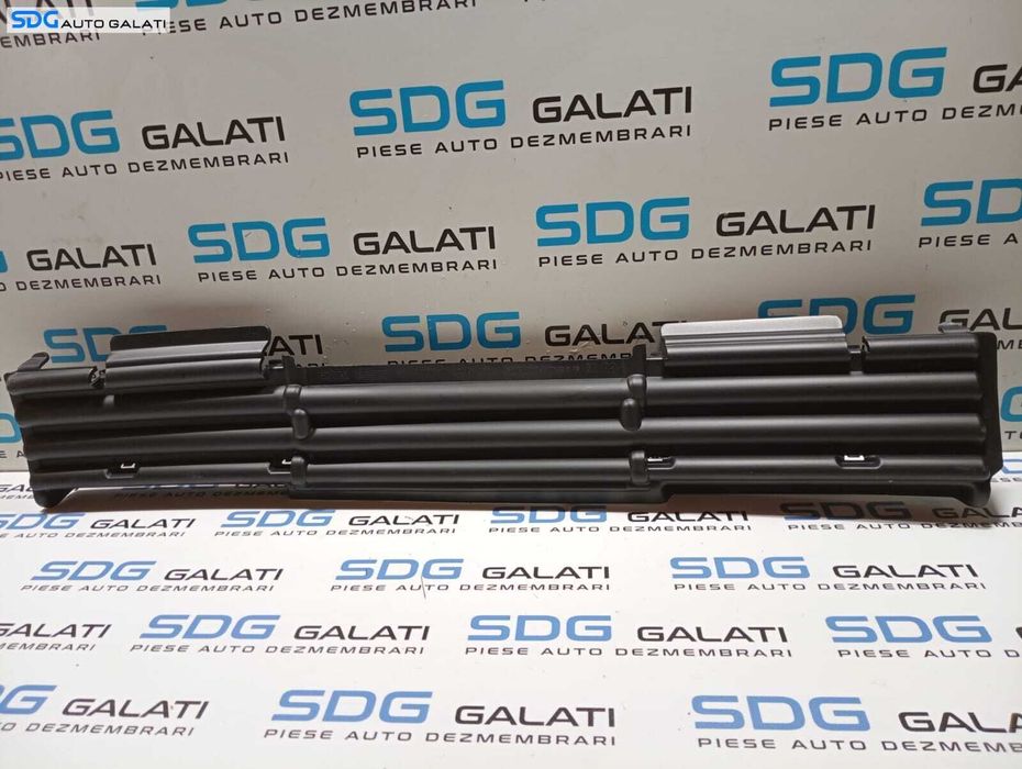 Grila Centrala Inferioara Ornament Spoiler Bara Fata Nou Opel Crossland X 2017 - 2020 Cod Y00085880 P1UO-51765 [M3992]