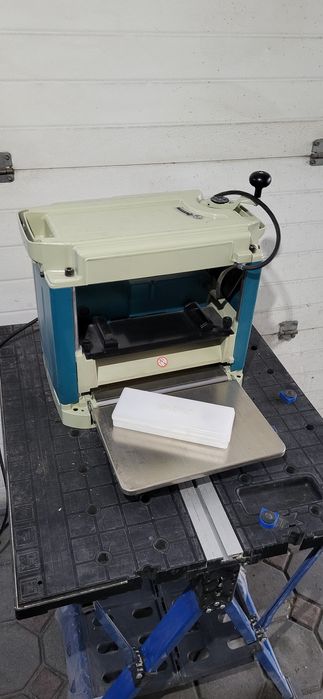 Продам рейсмус Makita 2012NB