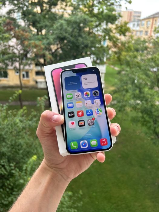 • Iphone  14 • BATERIE  100% •