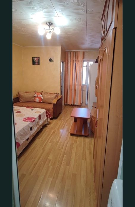 Închiriez garsonieră Nicolina 1