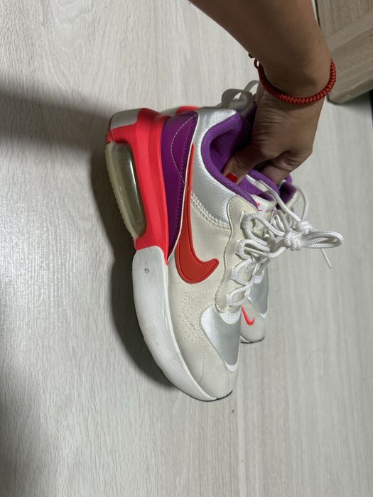 Кроссовки Nike оригинальные