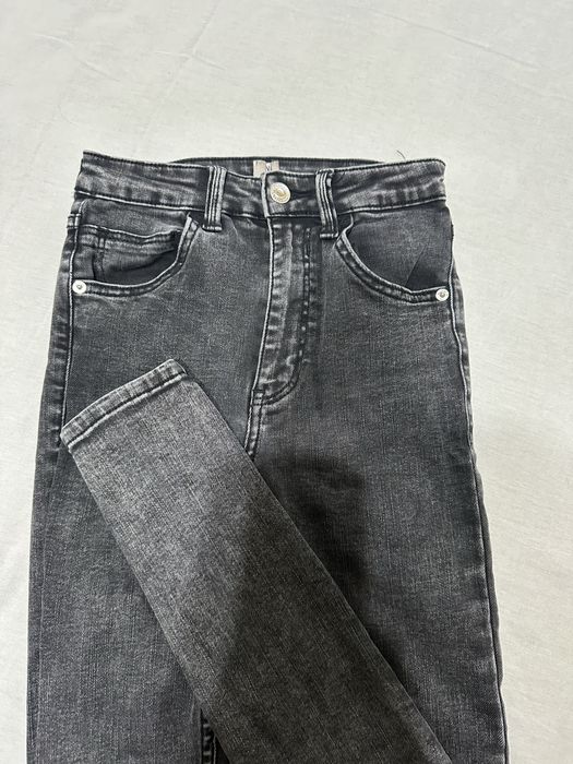 Slim Дънки Bershka H&M