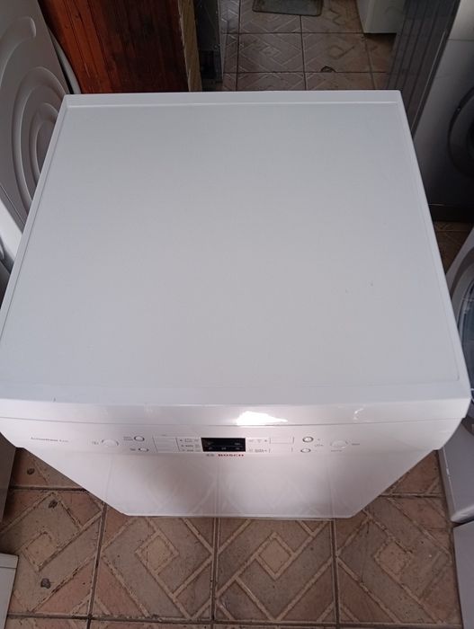 Свободно стояща съдомиялна Бош Bosch Made in Germany 2 години гаранция