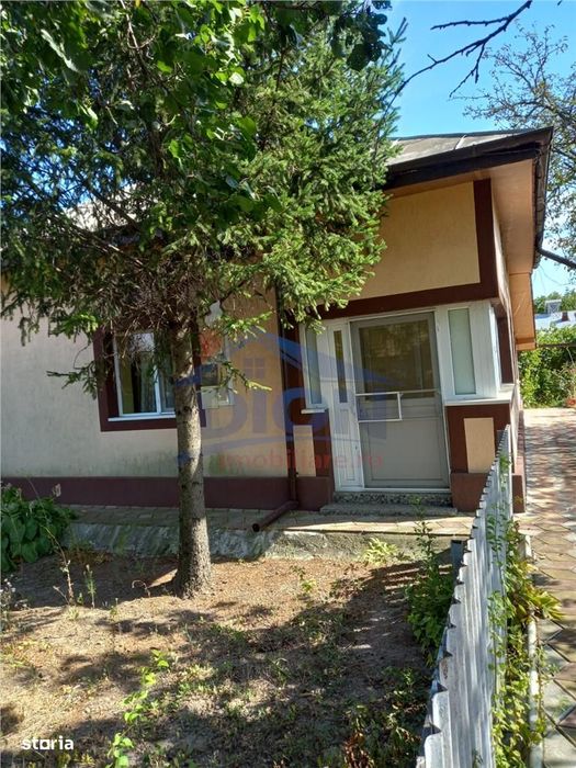 Ulmeni - jud. Calarasi ,  casa locuibila si teren intravilan