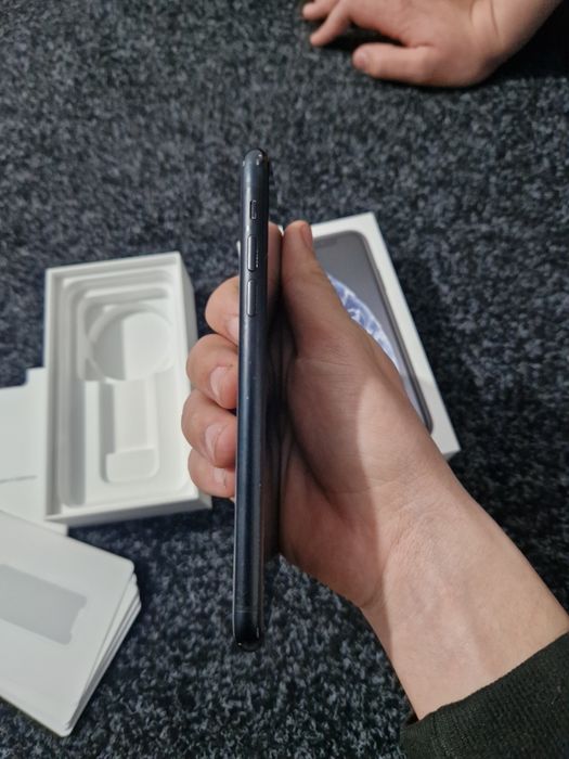 Iphone xr 64 gb full box