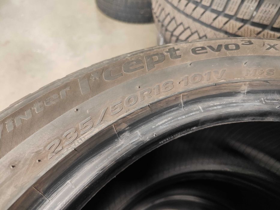 4бр.зимни гуми 235/50/18 Hankook