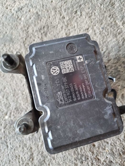 Unitate control pompa ABS Volkswagen Audi Skoda  diferite coduri