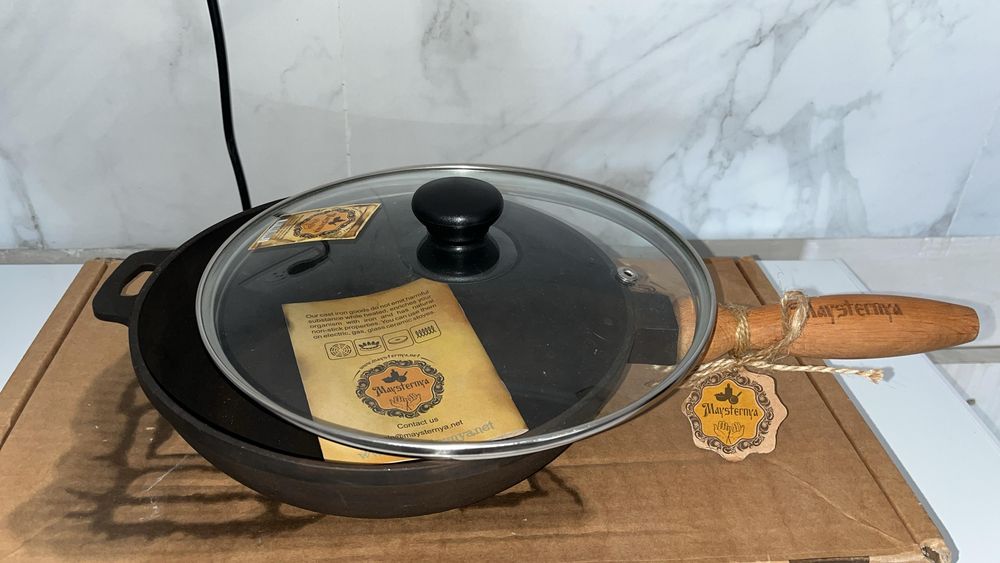 Продам чугунную сковороду