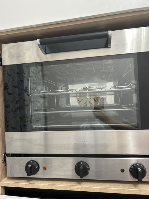 Смег Альфа 43  духовка продам