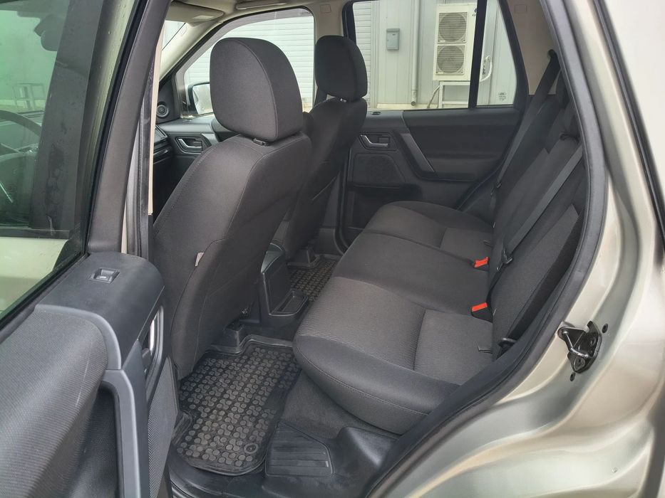 Land Rover Freelander 2013 diesel, 11.320 € — imagine 5