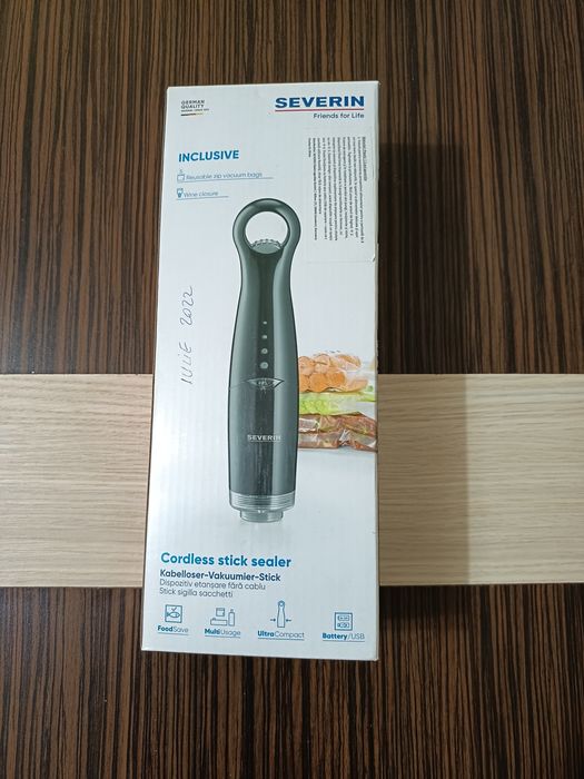 Aparat de vidat alimentare usb, conține pungi și dop