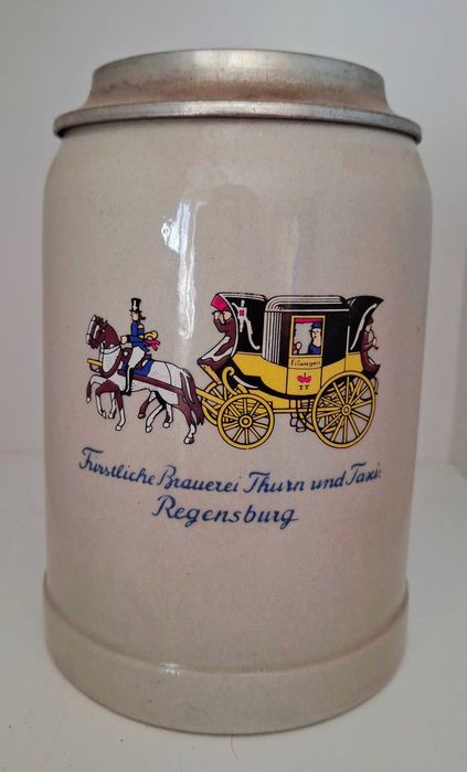 Старинна немска керамична халба с гравиран калаен капак на бира T & T