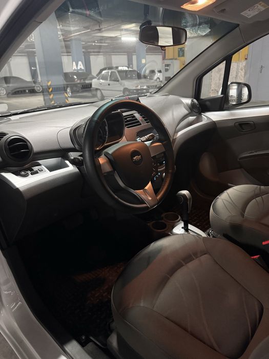Chevrolet Spark AT