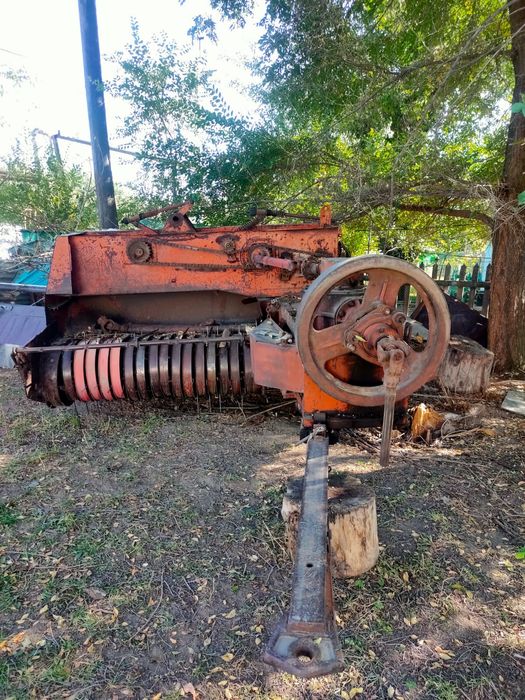 Пресс подборщик Сена