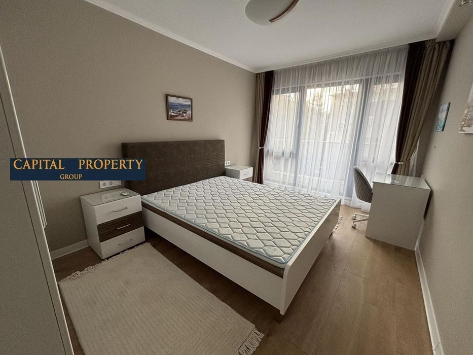 Дава се под наем Тристаен апартамент в Варна, Център - 95 кв.м за 1200 € - Снимка #6