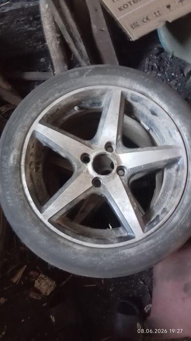 Продам Титанки на 15