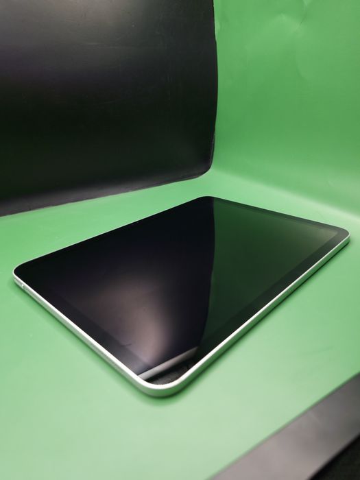 Продам IPad A16 WiFi 128GB почти новый