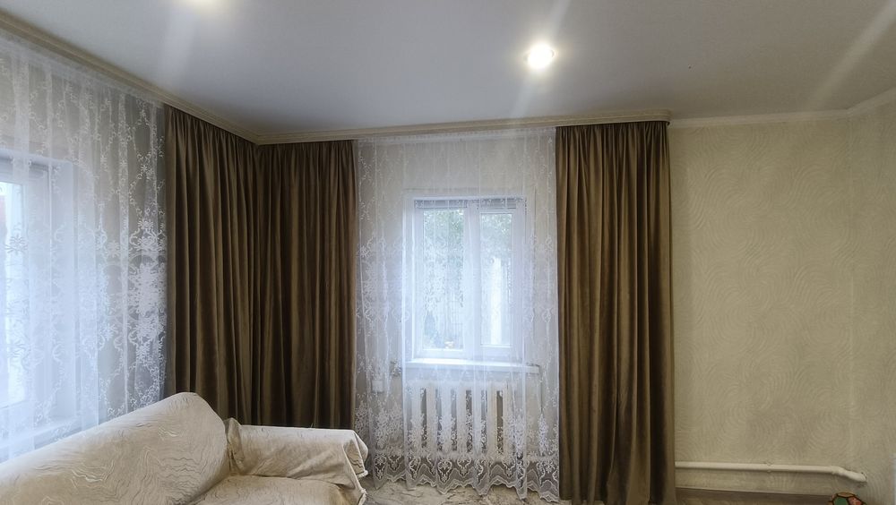 Продам  шторы  б,/у