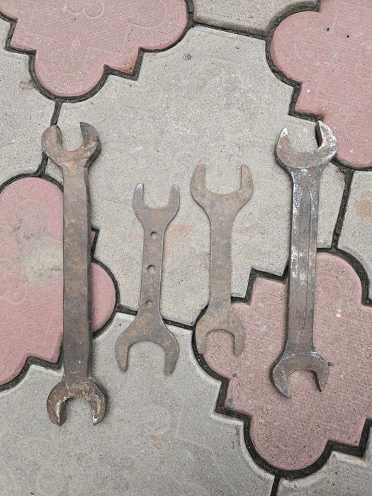 Ключи гаечные разные дрель