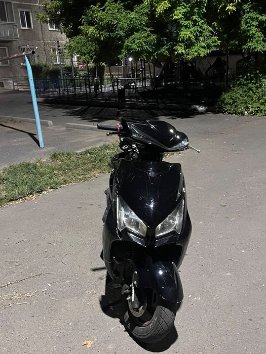 Продам скутер м8 про