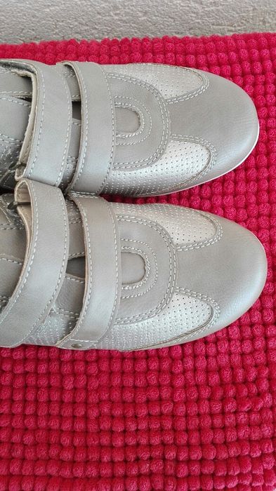 Pantofi noi Footflexx nr 38