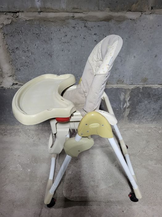 Отдам стульчик для кормления