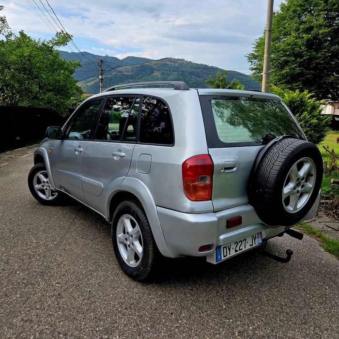 Toyota RAV4 2.0 Disel