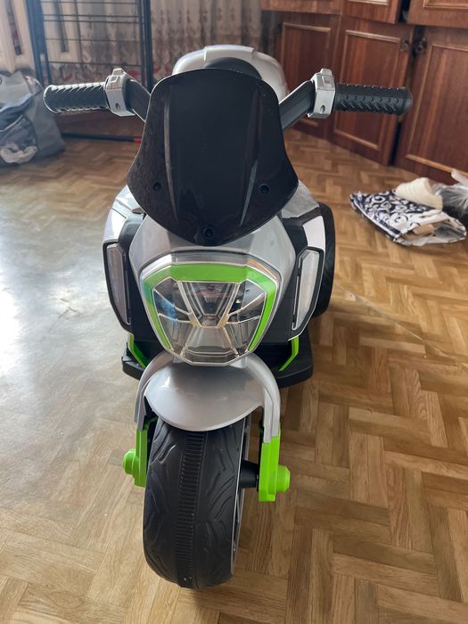 Детский мотоцикл трехколесный