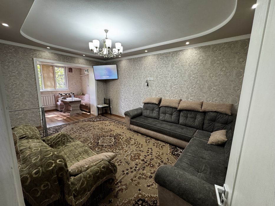 Квартира 4-ех комнатная/4 xonasi с ремонтом в центре города на Ц1