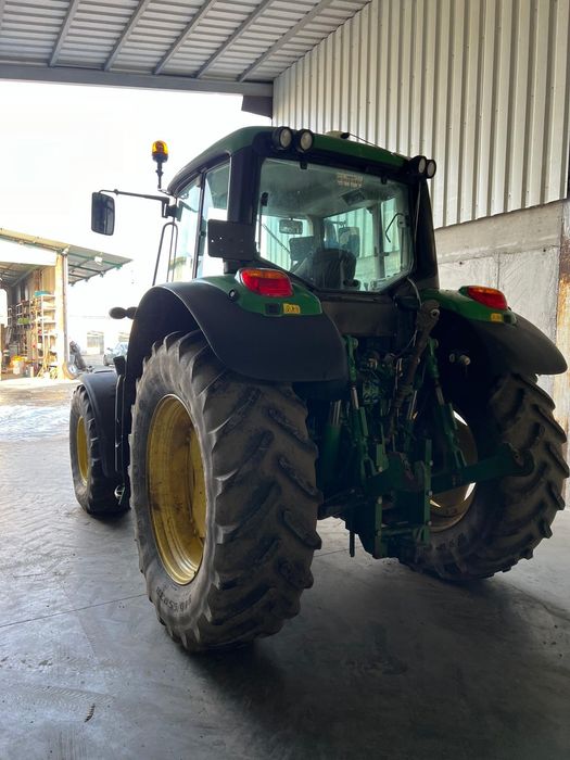 John deere 6130 m.