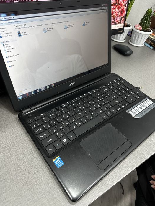 Ноутбук Acer в хорошем состоянии