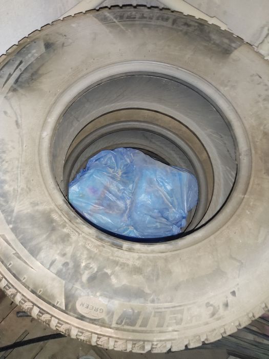 Продам зимние шины Мишлен