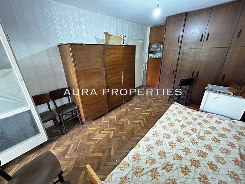 Продава се Тристаен апартамент в Разград, Варош - 88 кв.м за 1102 €/кв.м - Снимка #2