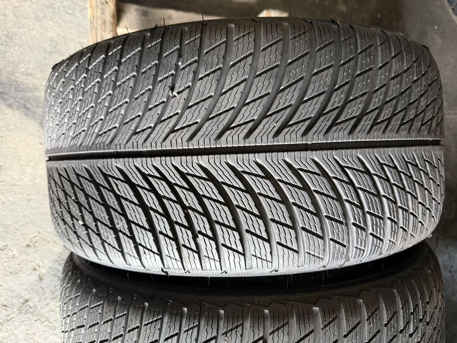 2 anvelope iarna 275/35/19 Michelin app noi DOT 2025
